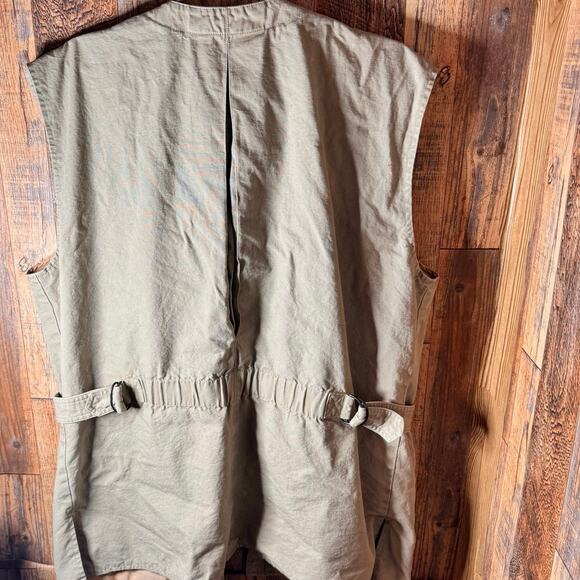 Vintage ORVIS Fishing Hunting Safari Style Cargo Vest - Sz Large - Picture 4 of 5